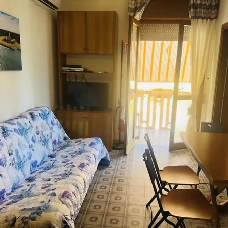 Sunny With Balcony-beahost بيبيوني