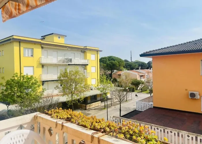 Sunny With Balcony-beahost Апартаменты Бибионе